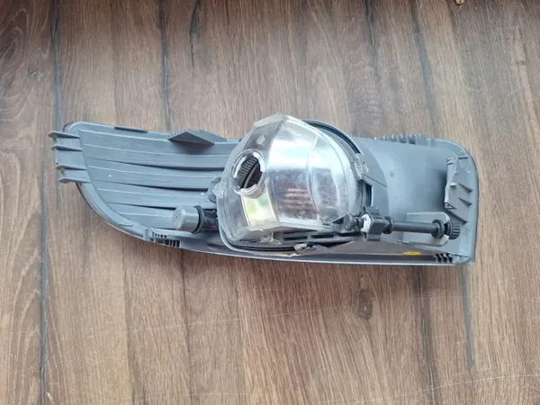 Rechter mistlamp OEM 3T0941700 S-P Skoda Superb II image 10