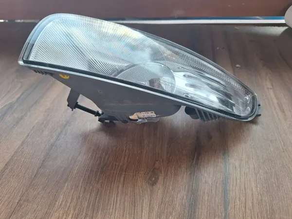 Rechter mistlamp OEM 3T0941700 S-P Skoda Superb II image 9