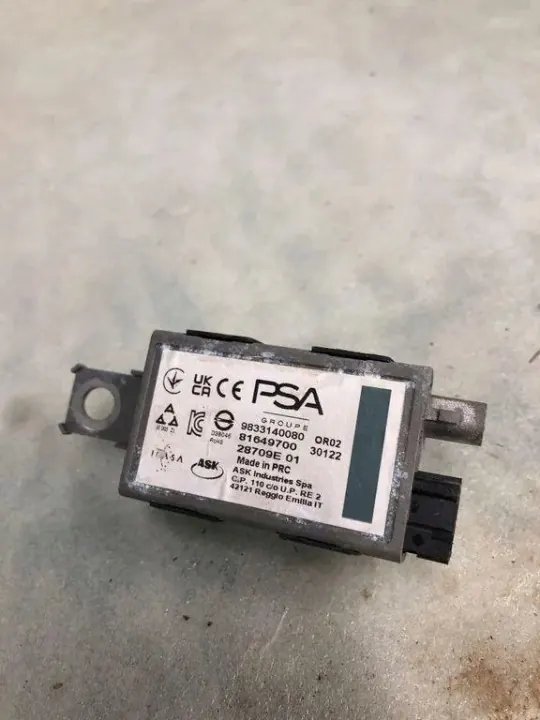 Antenneversterker OEM 9833140080 voor Opel Astra K image 3