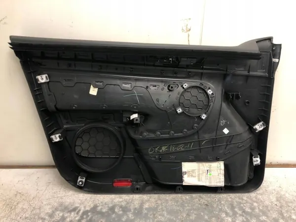 OEM 1K4867012BILI Dörrpanel Fram Höger VW Golf image 6