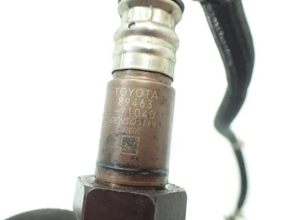 Sensor NOx OEM 89463-71040 para Toyota Hilux 2.8 D-4D image 3