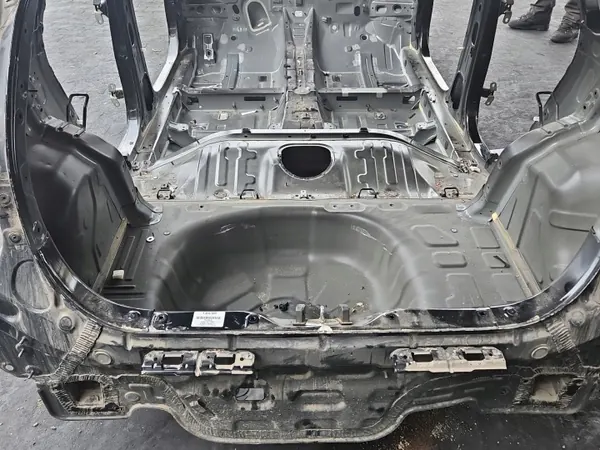 Tapete de porta-malas traseiro OEM IMPRK1515555 para i20 III image 2
