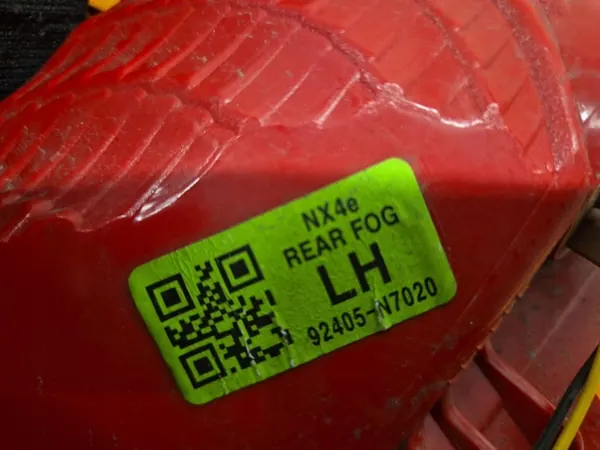 Feu antibrouillard arrière gauche OEM 92405-N7020 Hyundai Tucson image 7