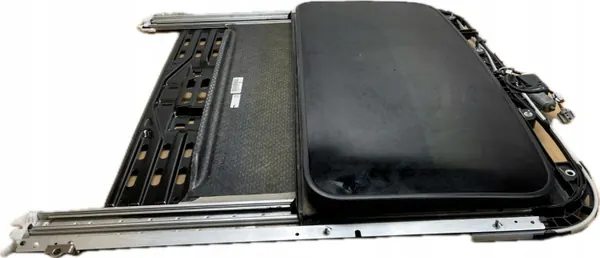 Kattoluukku OEM 84171883 Cadillac Escalade IV 2014 image 2