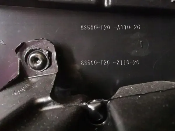Parachoques delantero derecho OEM 83500-T20-A110-34 para Honda Civic image 7
