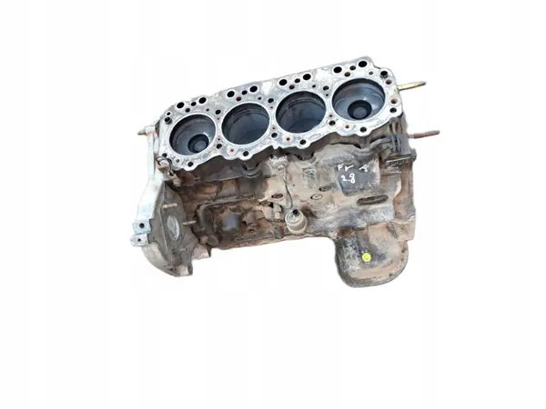 Opel Moottorilohko Frontera A 2.8TD:lle image 2