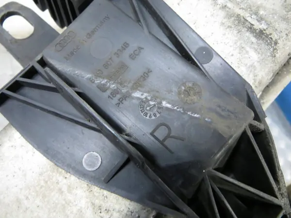 Audi A4 B9 etupuskurin palkki OEM GIS63290 image 6