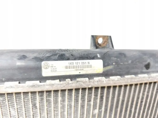 Radiateur d'eau OEM 1K0121251N pour VW Audi 2.0 TDI image 8