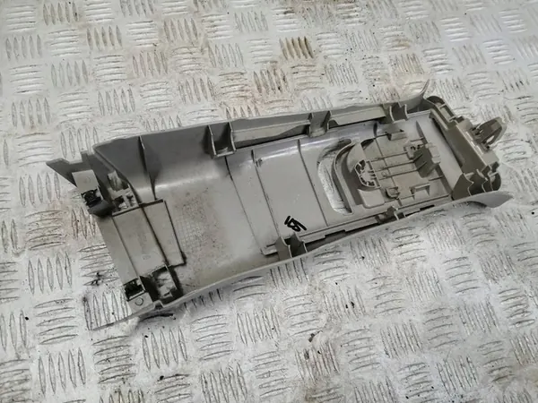 NISSAN QASHQAI J11 LIFT VASEN PYLVÄSASENTO image 4