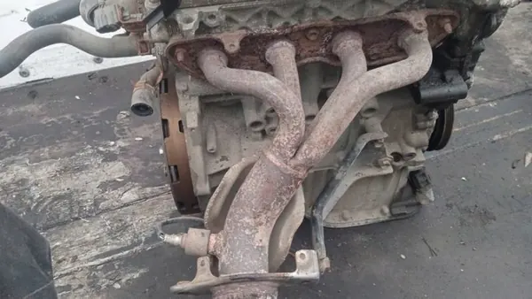 OEM 2333161 Pakoputken keräin Toyota Prius 2005 image 2