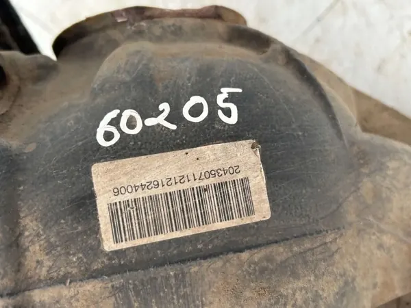 Mercedes C-Class Rear Differential A2073500314 image 3