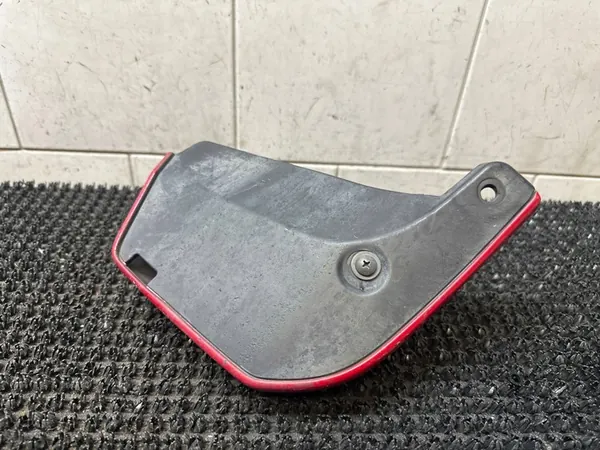 Canto do para-choque traseiro esquerdo Honda Jazz image 3