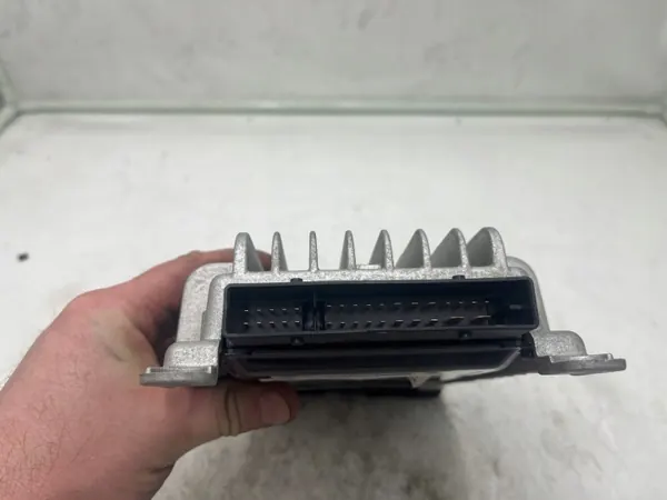 Bose Radio Versterker OEM 294017 voor Audi A6 C5 image 3