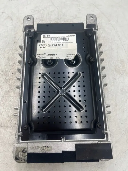 Bose Radio Versterker OEM 294017 voor Audi A6 C5 image 5