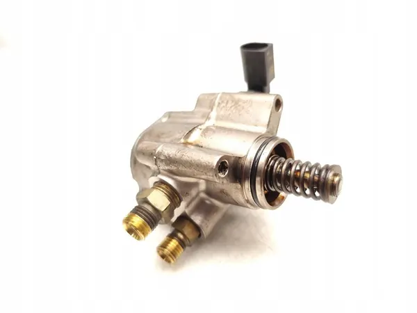 Hochdruckkraftstoffpumpe Audi A5 S5 quattro 079127025G image 2