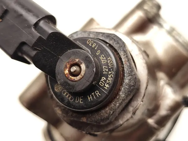 Hochdruckkraftstoffpumpe Audi A5 S5 quattro 079127025G image 7