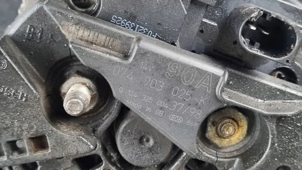 VW T4 LT II 2.5 TDI Alternator image 4