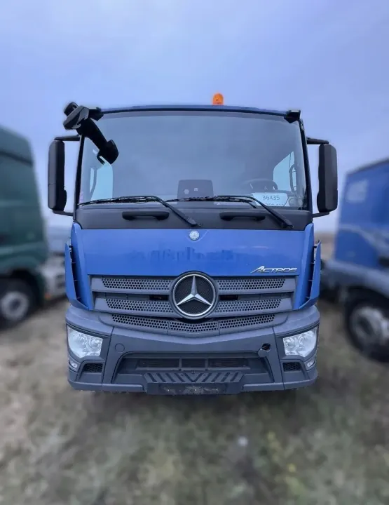 Mercedes ACTROS MP4 Cabine - BigSpace Gebruikt image 2