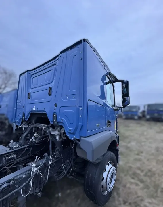 Mercedes ACTROS MP4 Cabine - BigSpace Gebruikt image 5