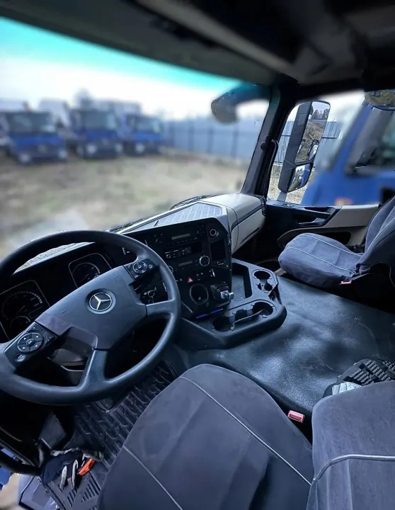 Mercedes ACTROS MP4 Cabine - BigSpace Gebruikt image 6