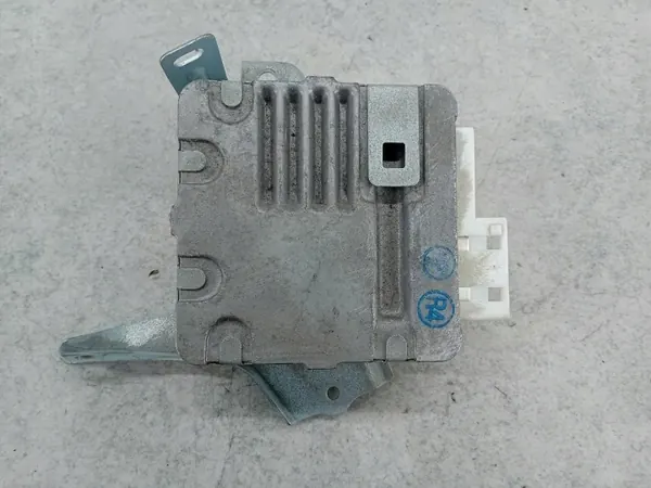 Módulo direção assistida Toyota Yaris II 89650-52050 image 2
