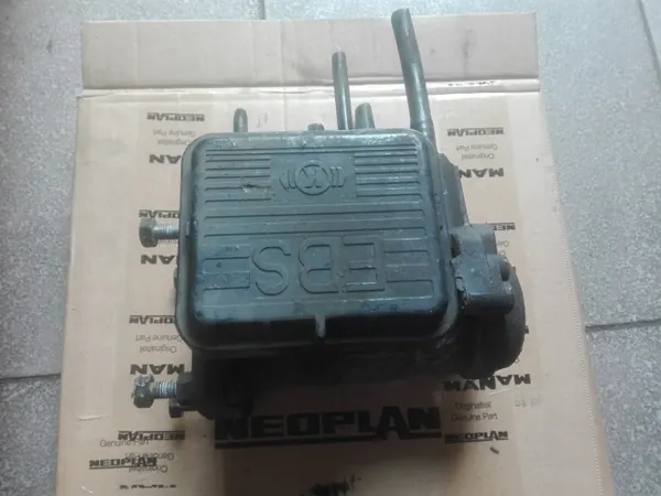 EBS-modulatorventil OEM 81.52301-6213 för MAN-lastbilar image 2