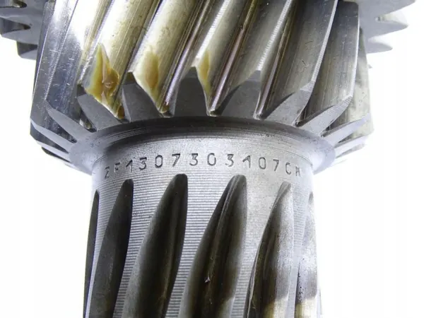 Arbre intermédiaire MAN L2000 OEM 1307303107 image 3