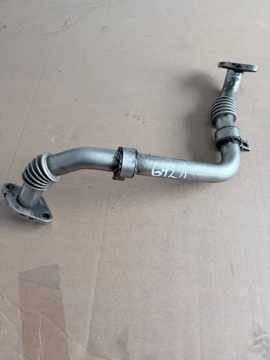 EGR-putki OEM 076131525 VW Crafter 2.5 TDI:lle image 2