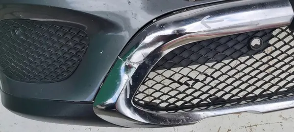 MERCEDES GLC W253 VOORBUMPER 2015- image 2