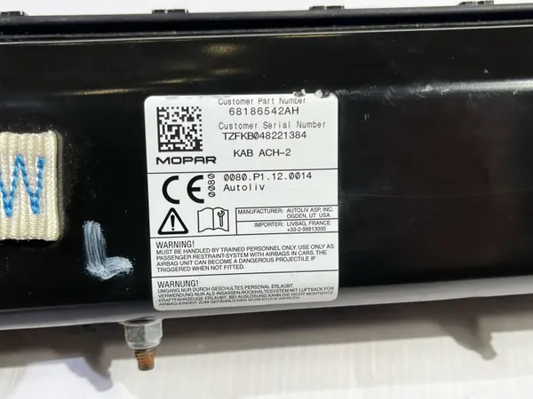 Airbag joelho esquerdo condutor OEM 68186542AH Chrysler Pacifica image 4