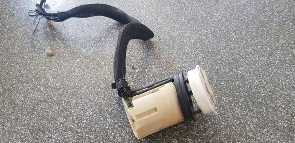 Bränslepump OEM 2034703394 för Mercedes-Benz CLK image 2