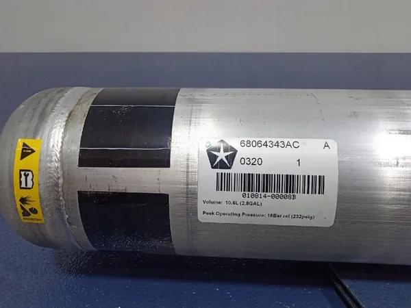 JEEP GRAND CHEROKEE WK2 RÉSERVOIR D'AIR 68064343AC image 5