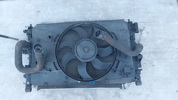 OPEL ASTRA IV J 1.6 CDTI Kylarrubrik Fläktmontering 13360890 image 9