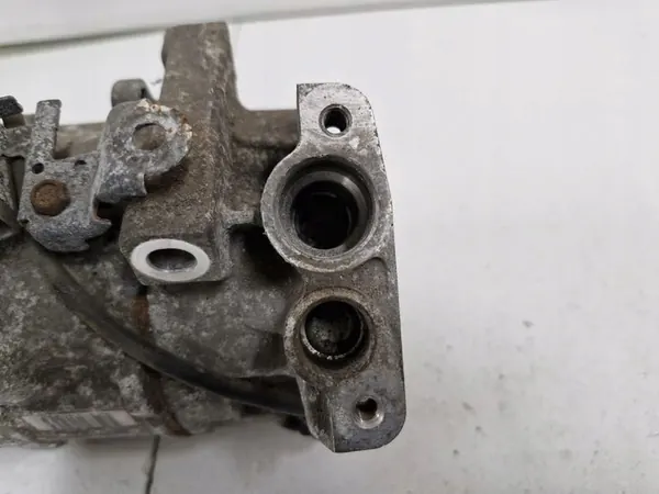 Compressore aria condizionata Renault OE 926008209R image 5