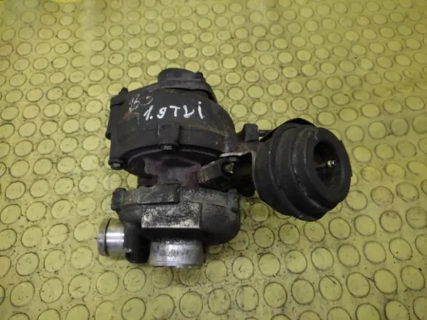 Turbolader VW Passat B5 1.9 TDI OEM 028145702D image 8
