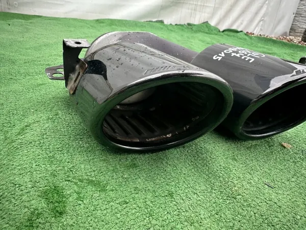 Mercedes-Benz GLE W167 AMG Uitlaatpunt OEM A00049015 image 3