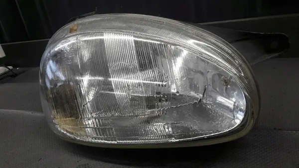 Faros derecho Opel Corsa B Valeo 90444785 image 2