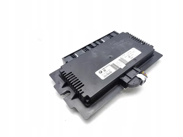 Módulo de control de luces BMW X5 OEM 9153803 Usado image 3