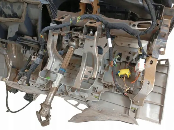 OEM 509130 kojetaulu Citroen C3 Picasso 2012-2017 image 8