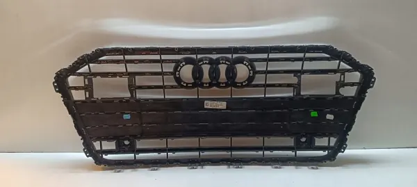 Audi A6 C8 S-Line Voorbumper Grille OEM 4K0853651 image 8