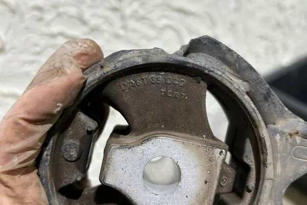 Engine Mount Front MAZDA 2 1.5L gasoline image 5