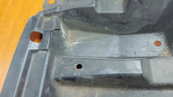 Toyota OE Motoronderklep Links voor Yaris III 14-20 image 5