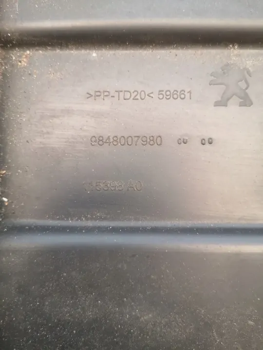 OEM 9848007980 Plaque de protection sous Peugeot 2008 II image 7