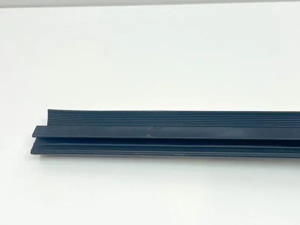 OEM A2316730165 Takaikkunan tiiviste Mercedes-Benz SL image 5