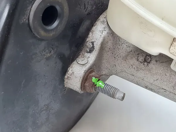 2005 Jeep Wrangler Bromförstärkare P52128422AB image 6