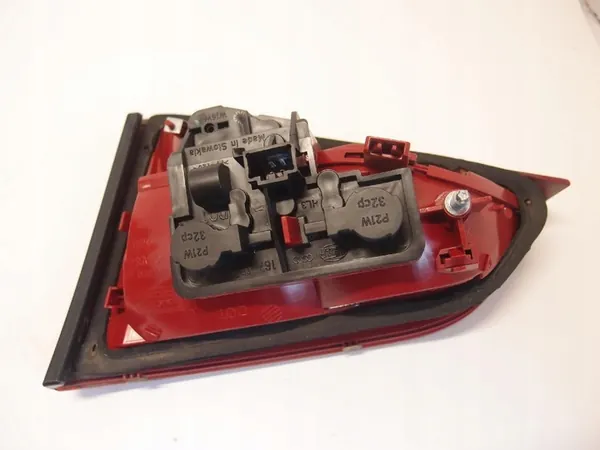 AUDI A4 B8 Luz Trasera Izquierda 8K5945093D image 4