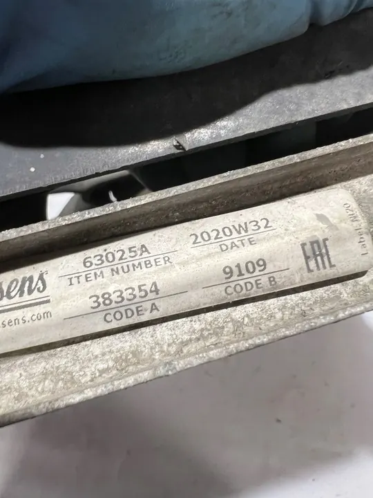 Carcasa de ventilador de radiador de agua VIVARO OPEL TRAFIC 01-14 image 3