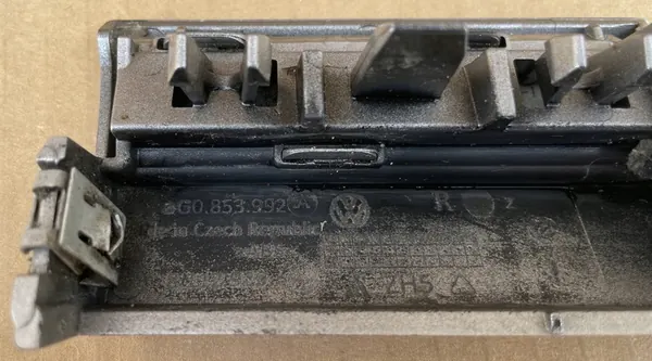 Voorkant Spatbord Trim VW Passat B8 Rechts image 2