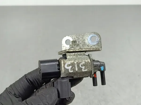 Mitsubishi ASX Magnetventil OEM K5T46494 Gebraucht image 3