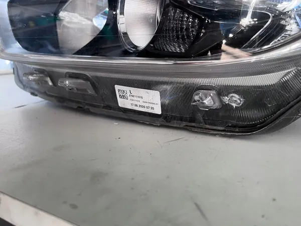 Faros delanteros LED izquierdo Kia Ceed III 92101J7050 image 5